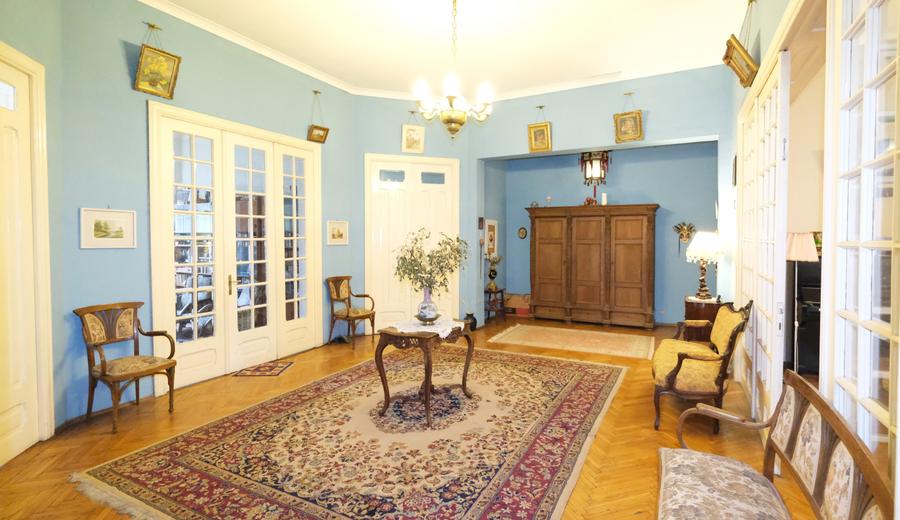 Apartament cu 5 camere, mobilat în Armeneasca