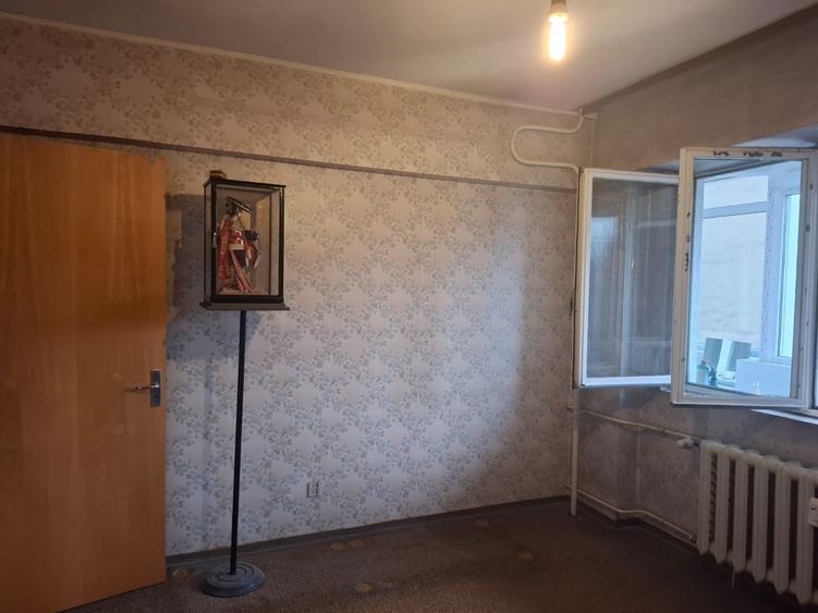 Vanzare apartament 3 Camere Ion Mihalache - 4