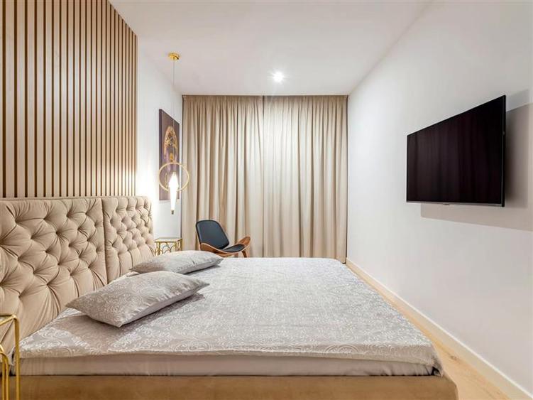 Apartament cu 2 camere decomandat, mobilat în Herăstrău