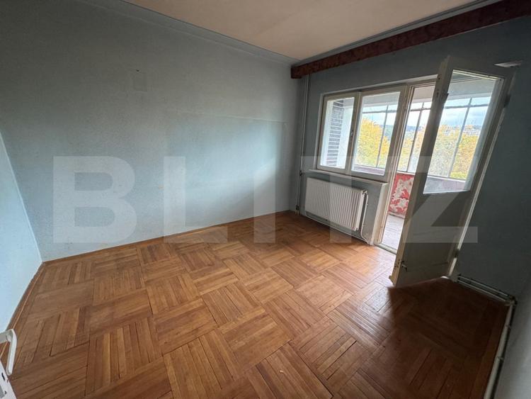 Apartament cu 2 camere decomandat în Hunedoara