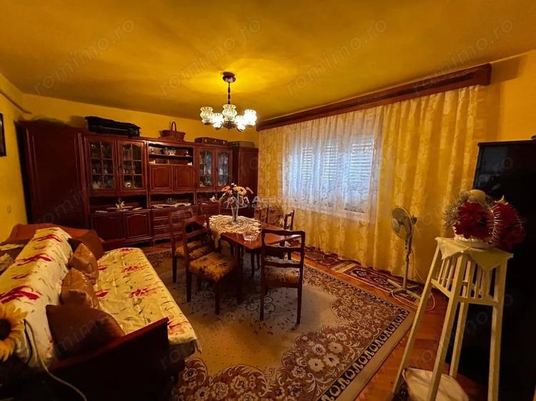 Casă cu Teren 600 Mp în Central