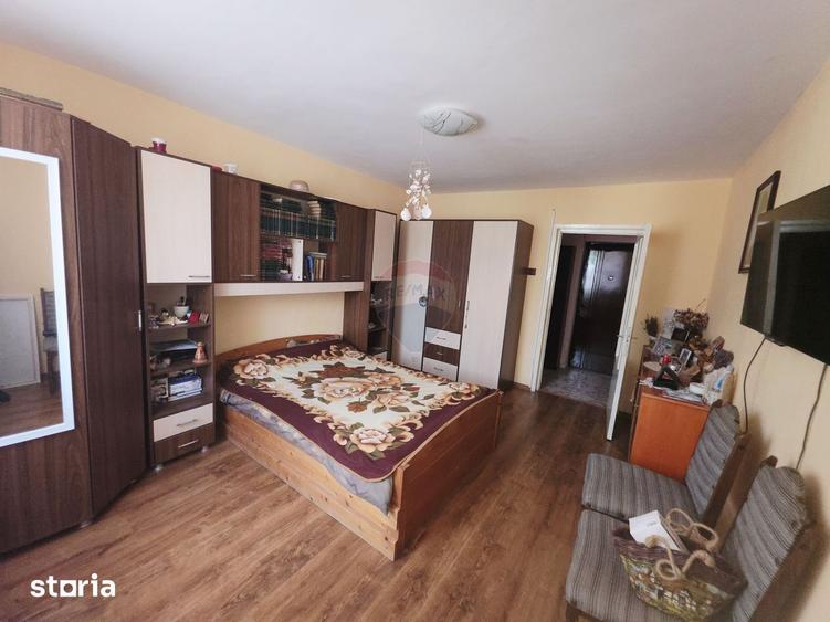 Apartament cu 2 camere, mobilat în Mărăței