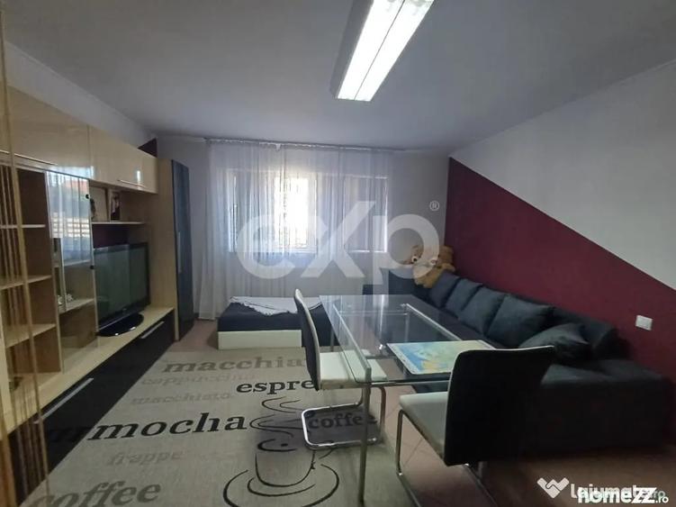 Apartament cu 2 camere semidecomandat în Prelungirea Craiovei