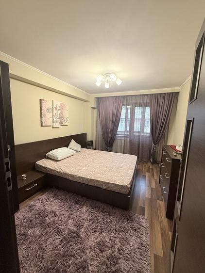 Apartament cu 4 camere semidecomandat în Ultracentral