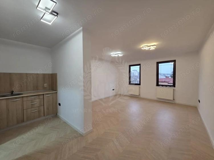 Spațiu comercial, de 200 mp, în Ultracentral