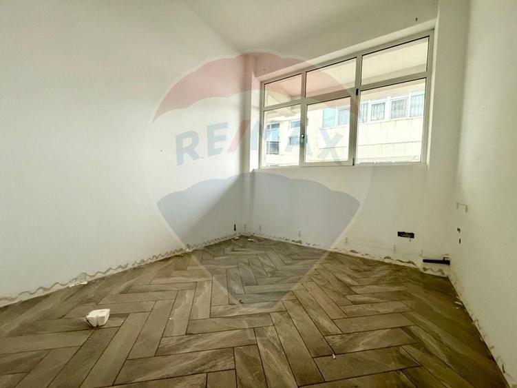 Spatiu comercial de inchiriat- cabinet medical, showroom, birouri - 9