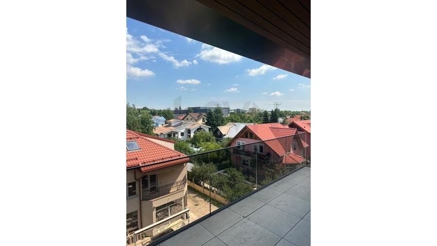Apartament cu 3 camere decomandat, mobilat în Pipera