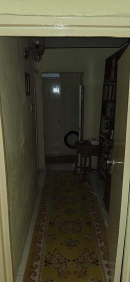 Apartament cu 3 camere decomandat, mobilat în Rovine