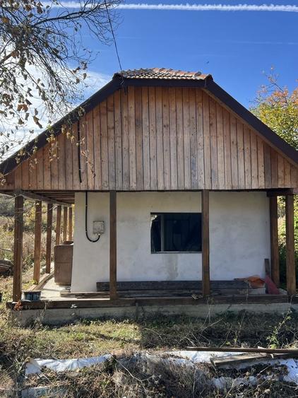 Casă cu 2 camere în Central