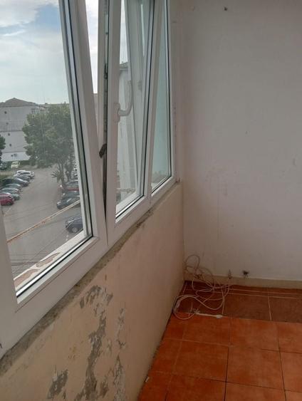 Apartament cu 2 camere semidecomandat în Milcov