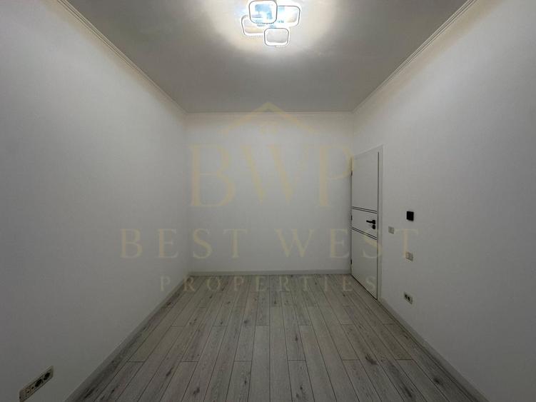Duplex cu 5 camere cu Canalizare în Giroc