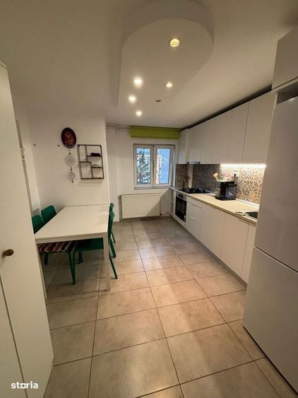 Apartament cu 3 camere în Central