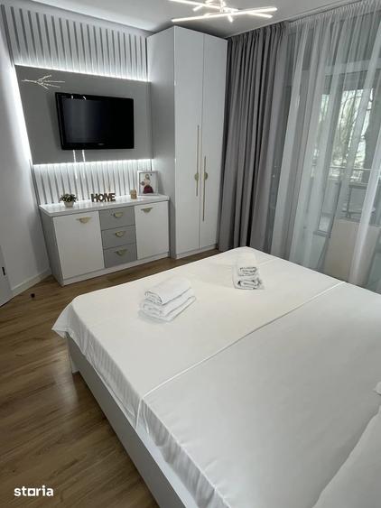 Apartament cu 2 camere decomandat, mobilat în City Park Mall
