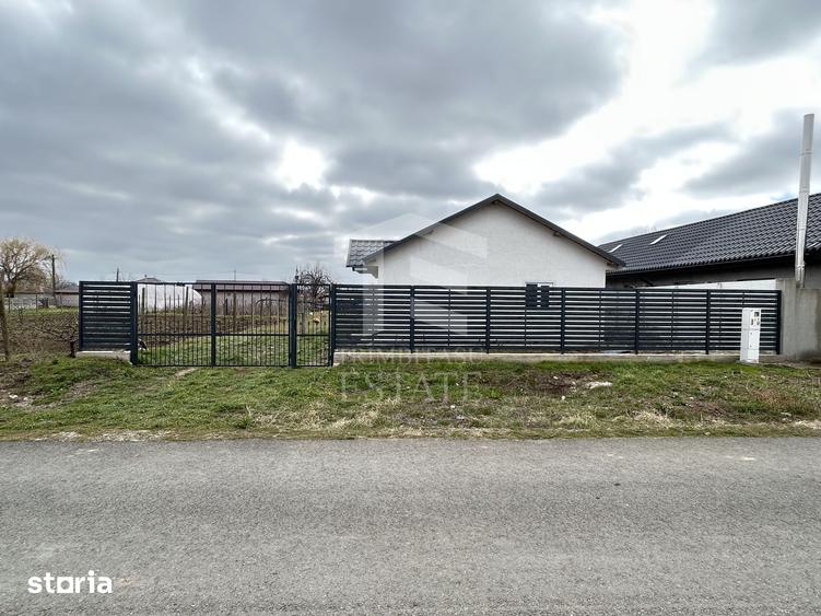 Casă cu 4 camere cu Teren 500 Mp în Pecineaga