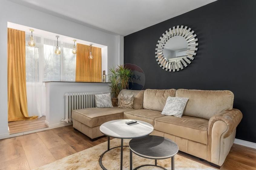 Apartament cu 2 camere semidecomandat, mobilat în Pantelimon