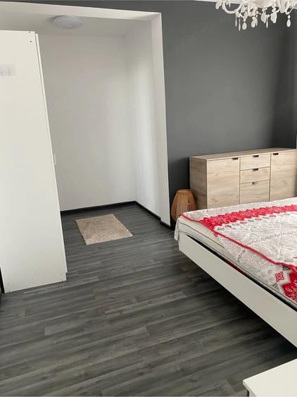 Apartament cu 2 camere decomandat în Giarmata
