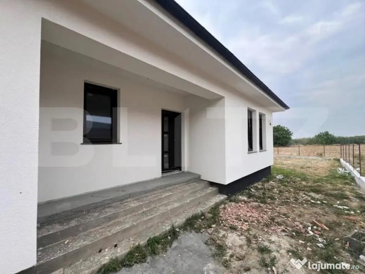 Casă cu 4 camere cu Teren 460 Mp în Central