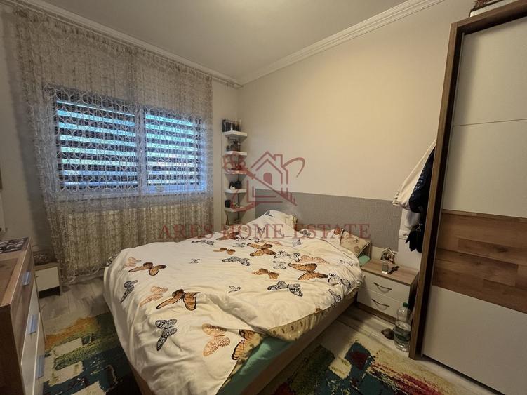 Duplex cu 3 camere cu Canalizare în Moșnița Veche