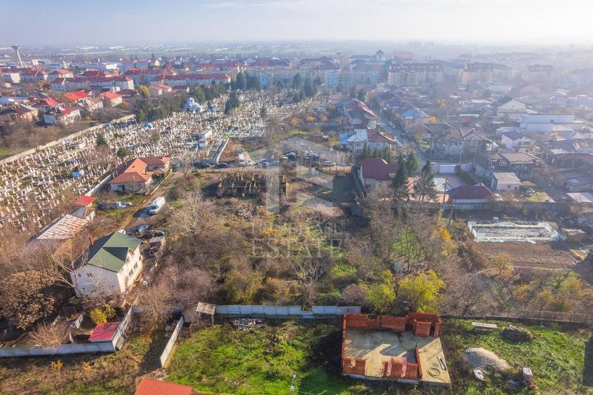 Teren Construcții intravilan de 3808 mp, în Central