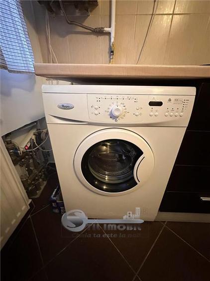 Apartament cu 2 camere decomandat, mobilat în Nicolina