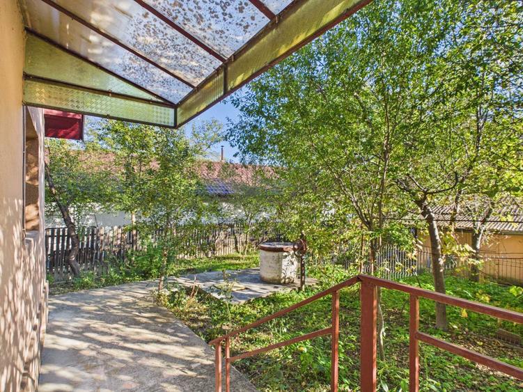 Casă individuală cu 2 camere cu Teren 1270 Mp în Cozieni