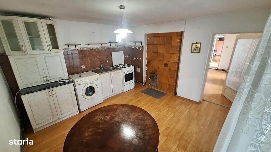Casă cu 3 camere în CFR
