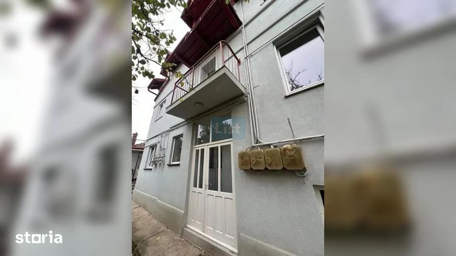 Casă cu 4 camere cu Teren 400 Mp în Mărăști
