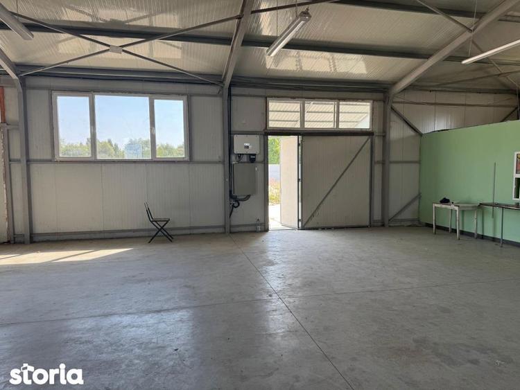 Spațiu comercial, de 280 mp, în Central