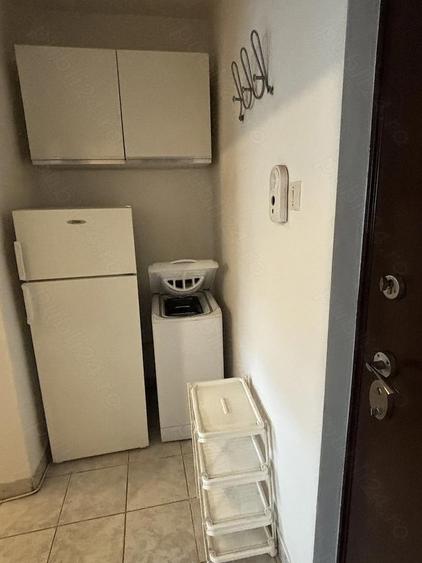 Pers.fizica vind garsoniera tip D zona Decebal ,pe soare cu balcon - 6