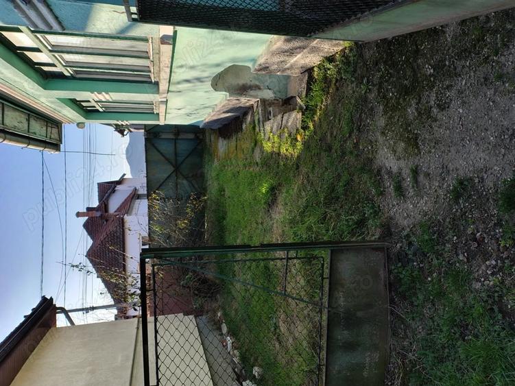 Casă cu Teren 455 Mp în Central