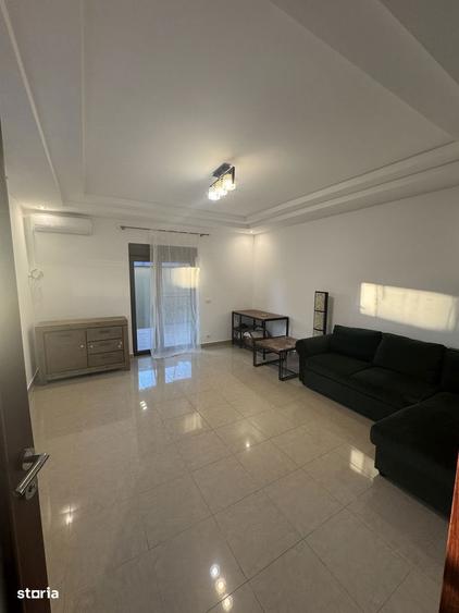 Casă cu 4 camere cu Teren 350 Mp în Girocului