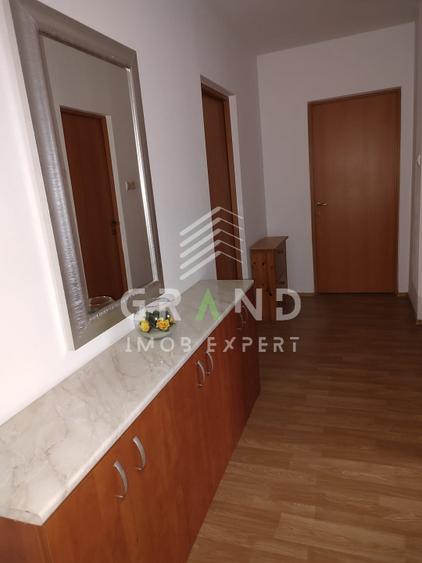 Casă individuală cu 3 camere cu Canalizare în Jucu de Mijloc