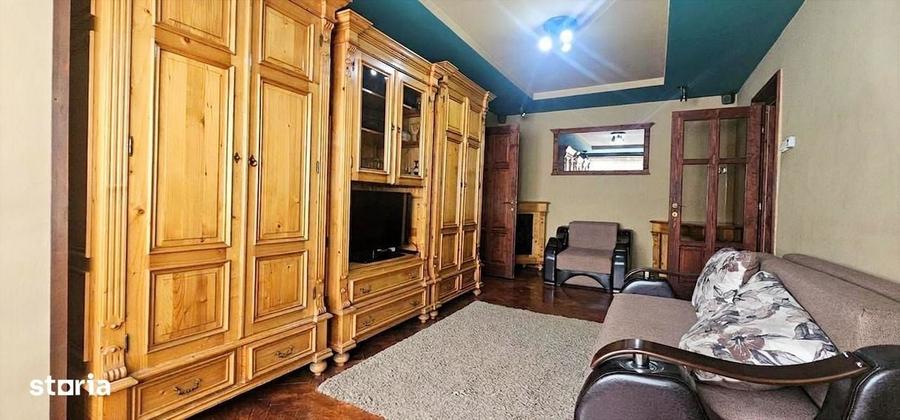 Apartament cu 2 camere semidecomandat în Vlahuță