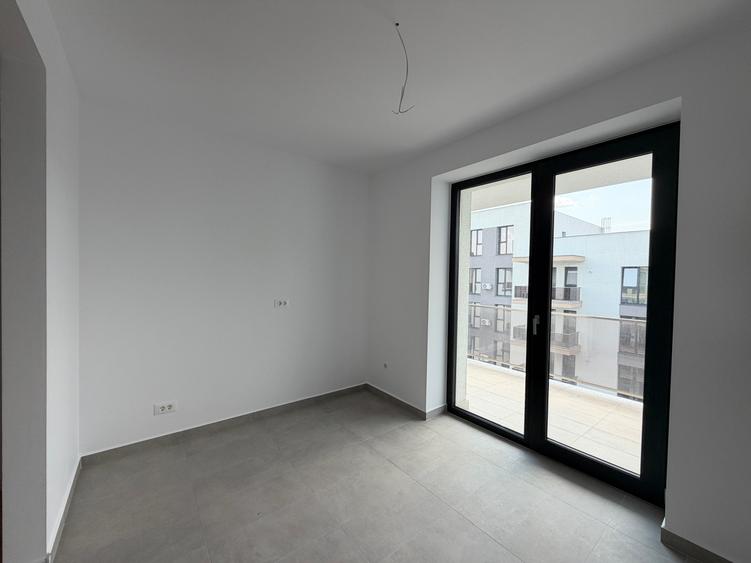 Apartament cu 2 camere decomandat în Theodor Pallady
