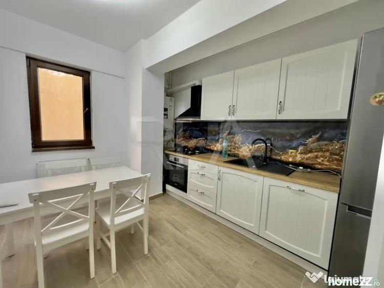 Apartament cu 4 camere decomandat în Bucureștii Noi