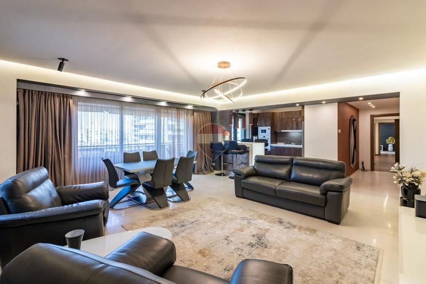 Apartament cu 4 camere decomandat, mobilat în Barbu Văcărescu
