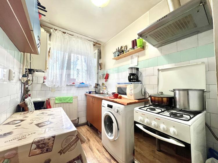 Apartament cu 3 camere semidecomandat, mobilat în Mănăștur