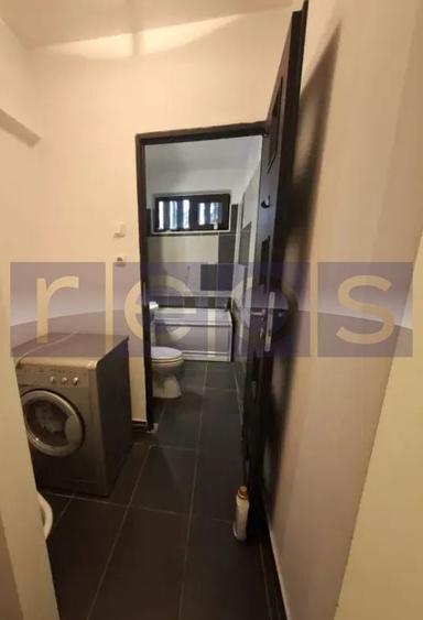 Apartament cu 3 camere semidecomandat în Timișoara
