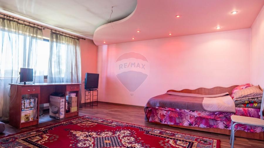 Casă individuală cu 3 camere cu Teren 466 Mp în Dobroești