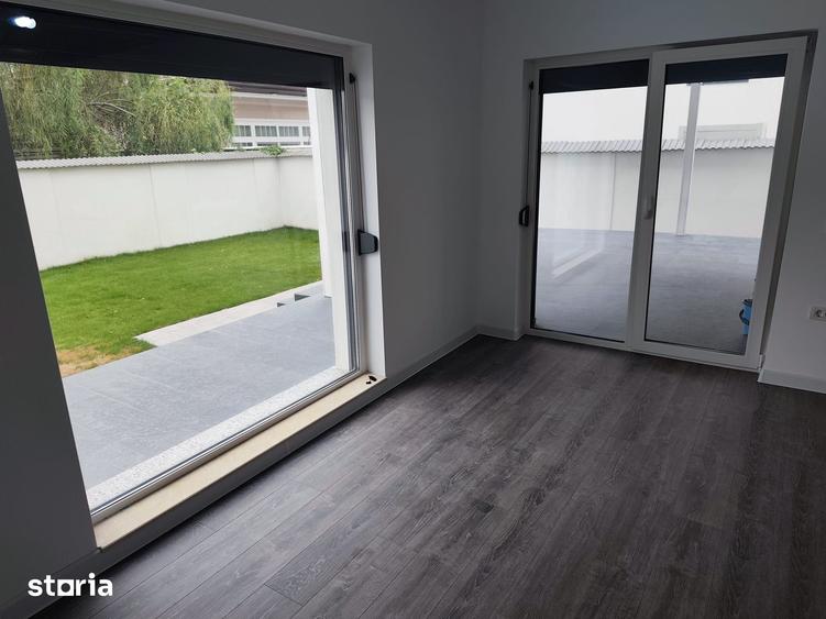 Casă cu 6 camere cu Teren 480 Mp în Mogoșoaia