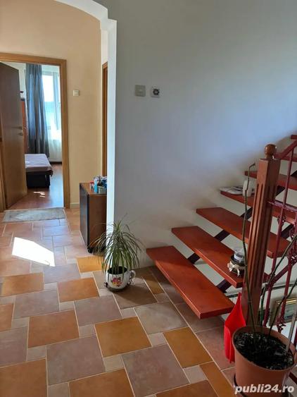 Casă cu 6 camere cu Teren 1100 Mp în Bucovina