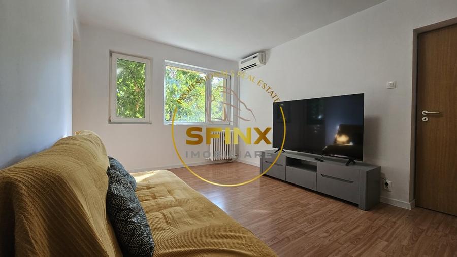 Apartament cu 2 camere semidecomandat, mobilat în Titan