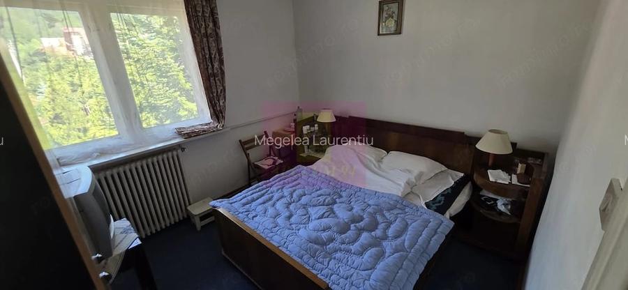 Vila cu 8 camere de vanzare in Busteni