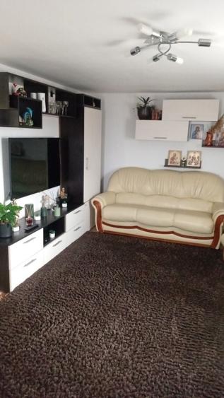 Casă cu 3 camere cu Teren 700 Mp în Tătărași