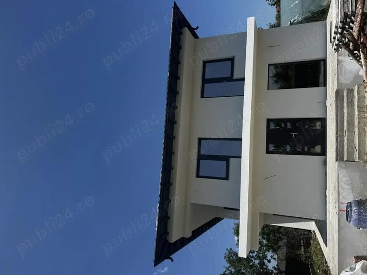 Casă cu 3 camere în Bradu