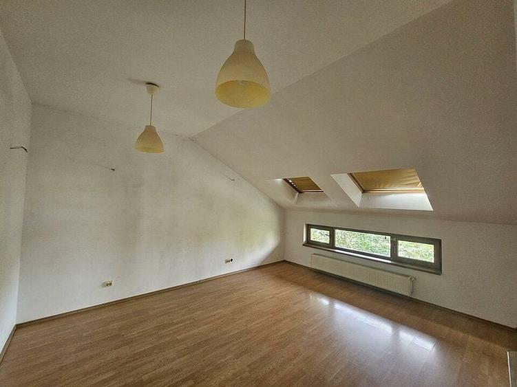 Apartament cu 3 camere decomandat în Bucureștii Noi
