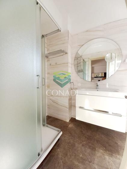 Apartament cu 3 camere semidecomandat, mobilat în Aviației