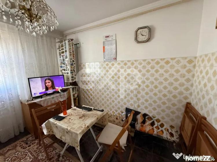 Apartament cu 2 camere decomandat în Prundu