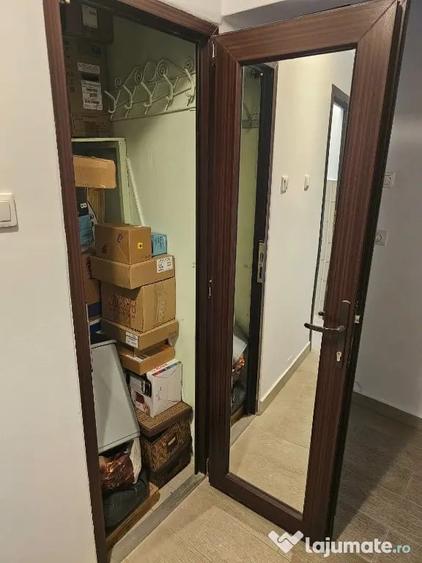 Apartament cu 2 camere decomandat în Tractorul