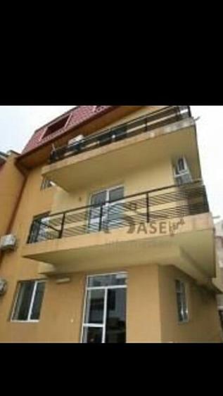 Spațiu comercial, de 220 mp, în Vitan
